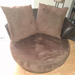 Swivel chair oversize great condition