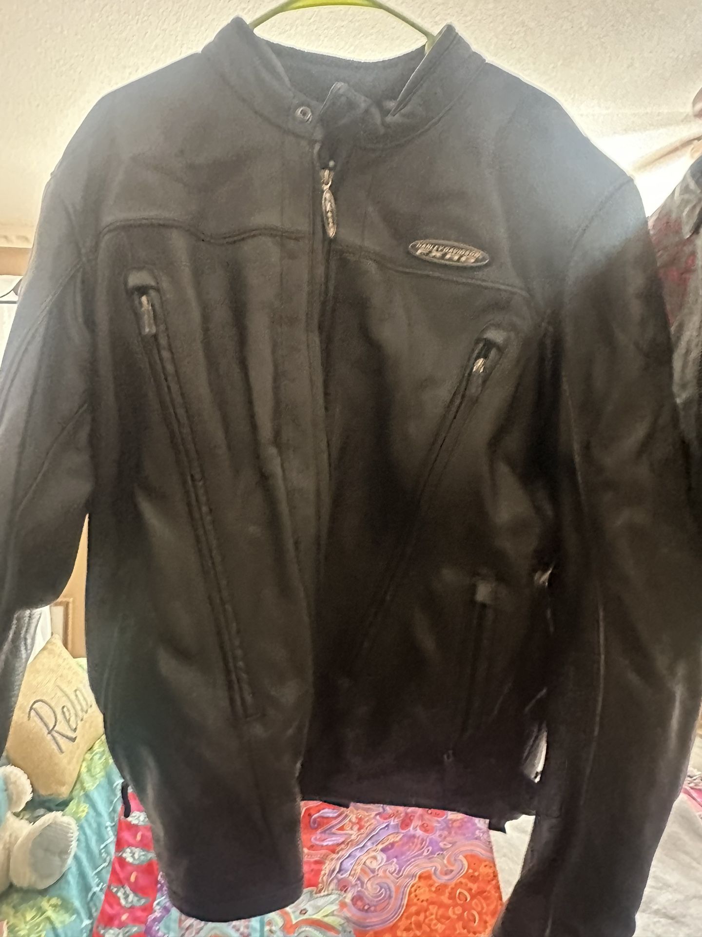 Men’s Large Leather Harley Davidson Jacket And Chaos Barley Used Leather Excellent condition