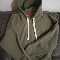 SUPREME HOODIE