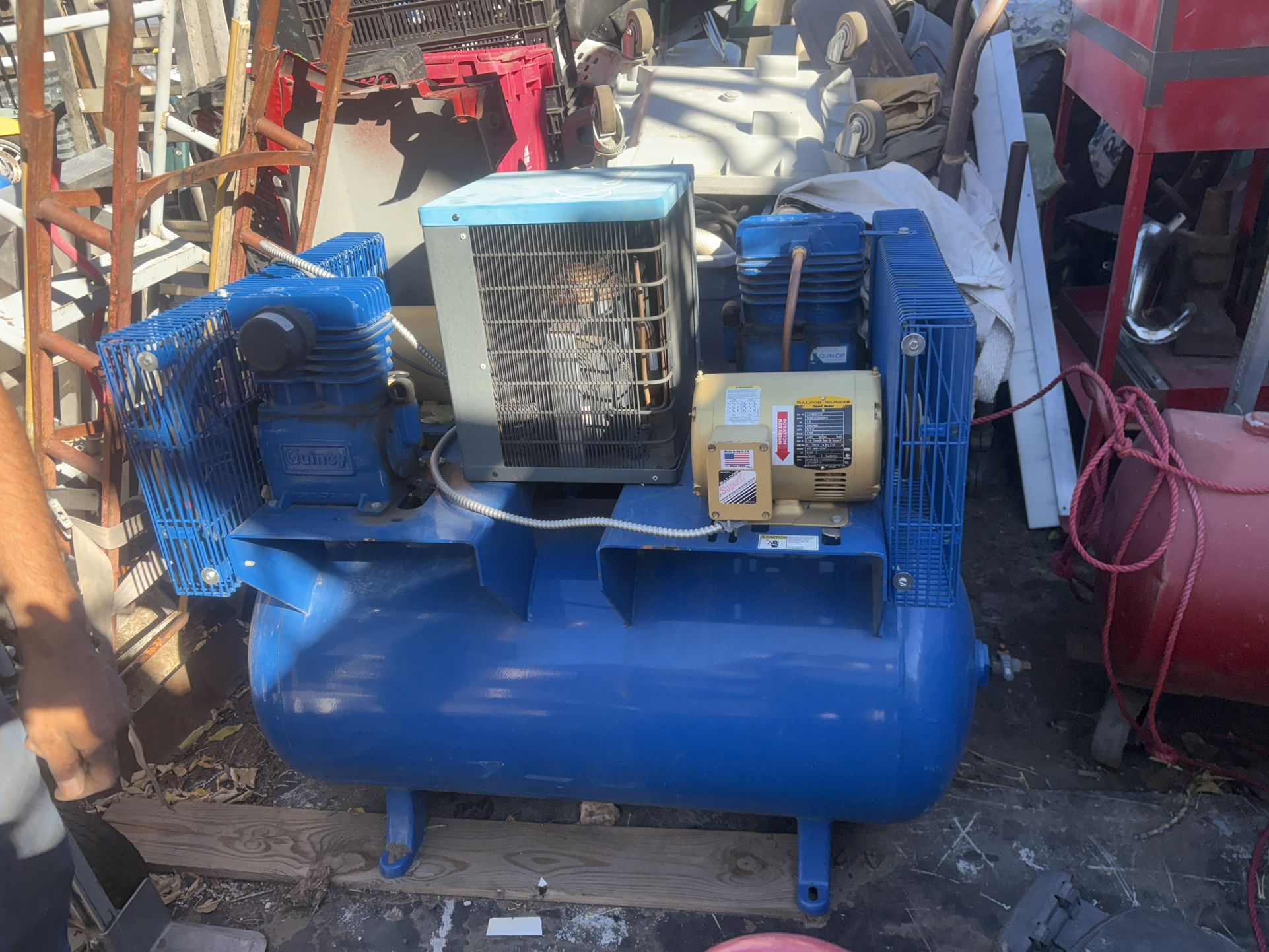 Air compressor