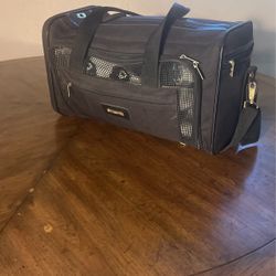 Luggage Pets