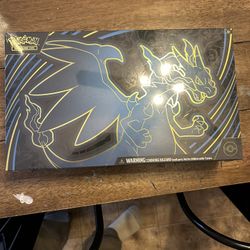 Mega Charizard Ultra Premium Collection Box