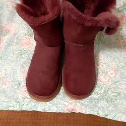 UGG**WOMEN'S BOOT'S**Sz 8**DK PURPLE *