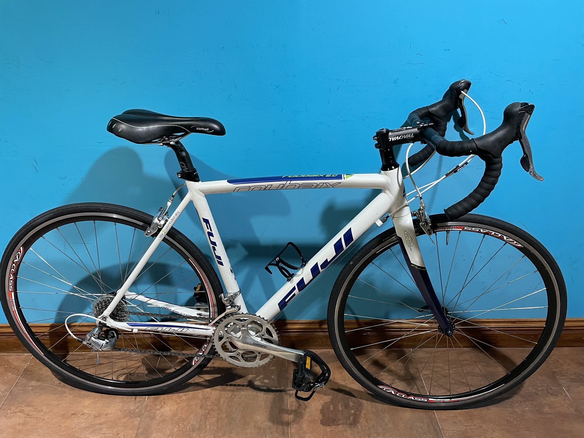 Fuji Roubaix 2.0 Road Bike 52cm