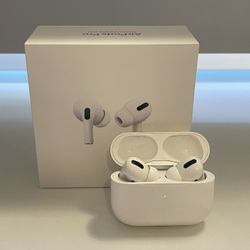 Apple AirPods Pro Wireless Charging Case (used) 