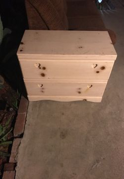 Dresser $30 pick up only