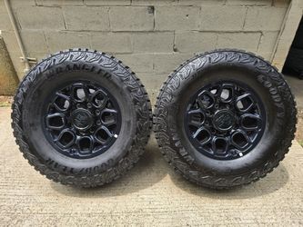 18" Chevy Silverado 2500HD ZR2 Bison Wheels
