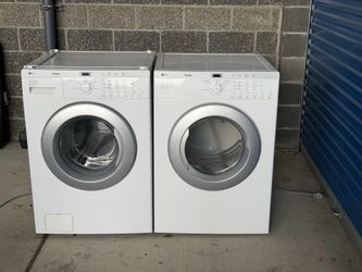 27'' Stackable Washer and Dryer Set - LG