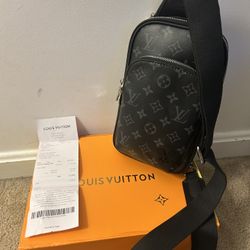 Louis Vuitton Crossbody Bag