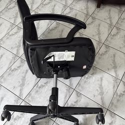 Office chair by ESS, black smooth leather short time used excellent condition