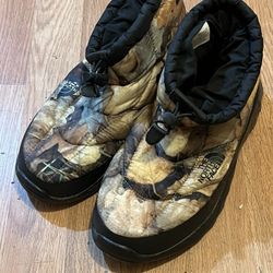 Supreme North face Boots 