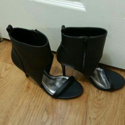 Shoes size 10