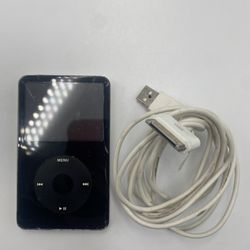 APPLE IPOD VIDEO 5TH GENERATION 30GB Model A1136 FOR PARTS OR REPAIR BROKEN