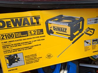 Dewalt 2100 PSI 13 Amp Cold pressure washer
