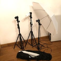 LimoStudio Photography Lighting Kit Used