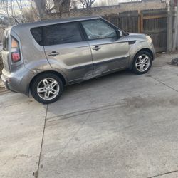 Kia Soul 2011 Grey