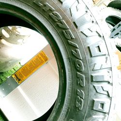 Nitto Ridgegrappler LT 275/70/18