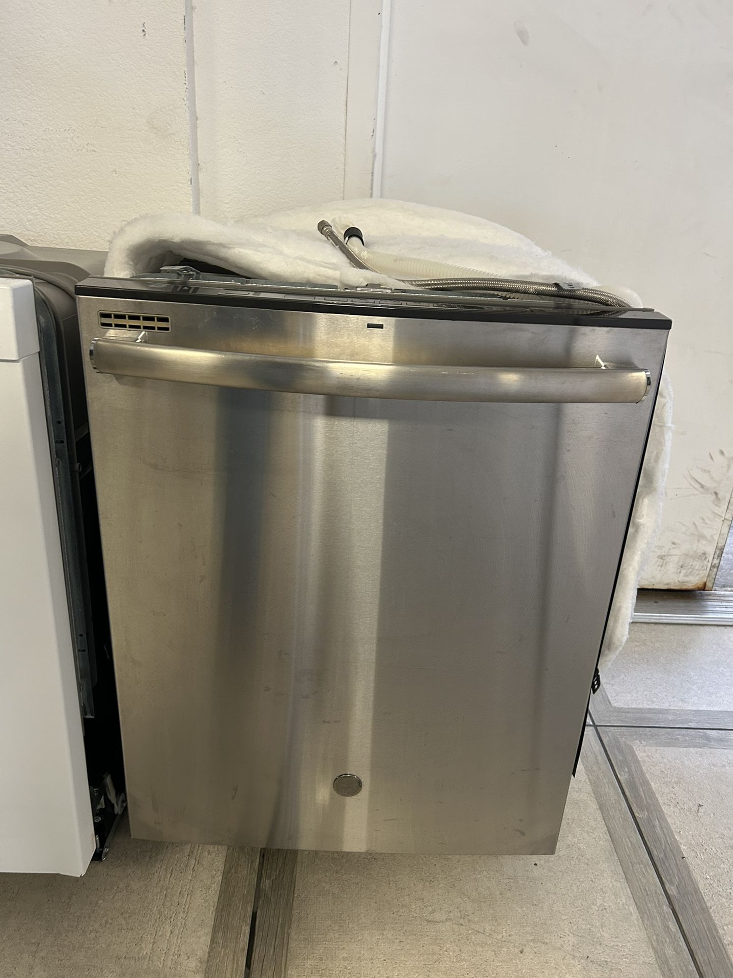 GE Stainless Steel Dishwasher