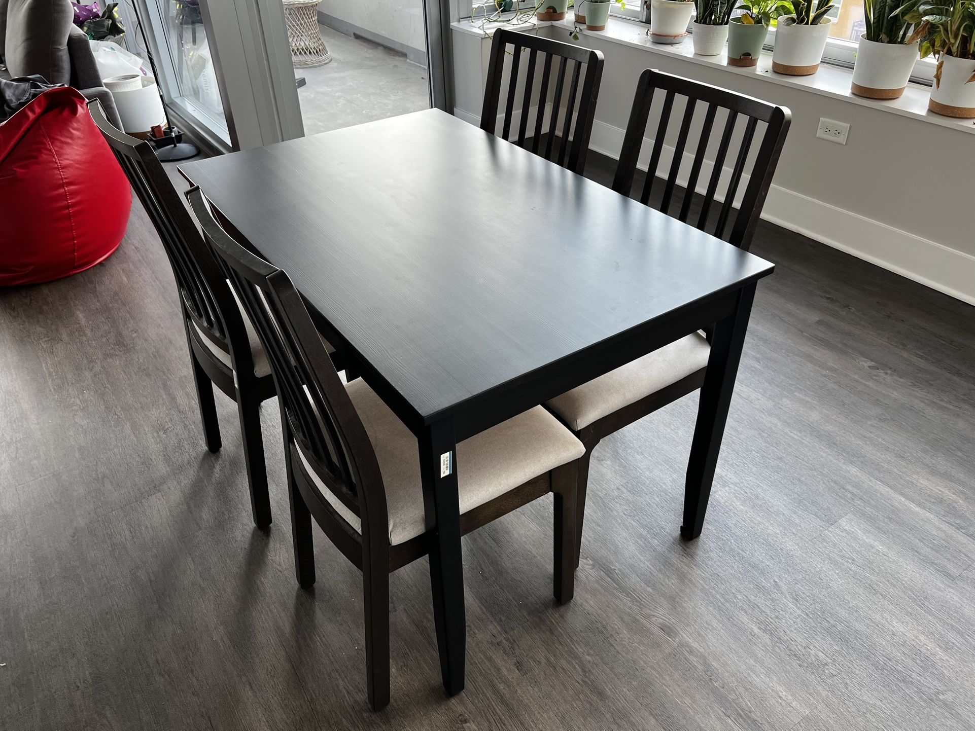 Ikea Dining Table With 4 Chairs