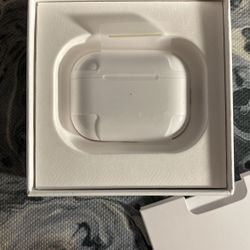 Apple AirPods Pro 2nd Generation with MagSafe Wireless Charging Case (USB‑C) 
