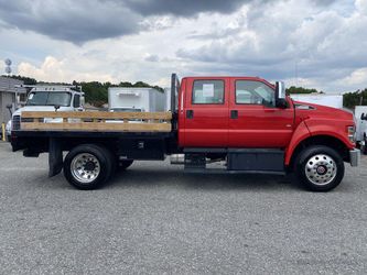 2021 Ford F-650 Gas