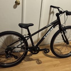 TREK Mountain Bike 