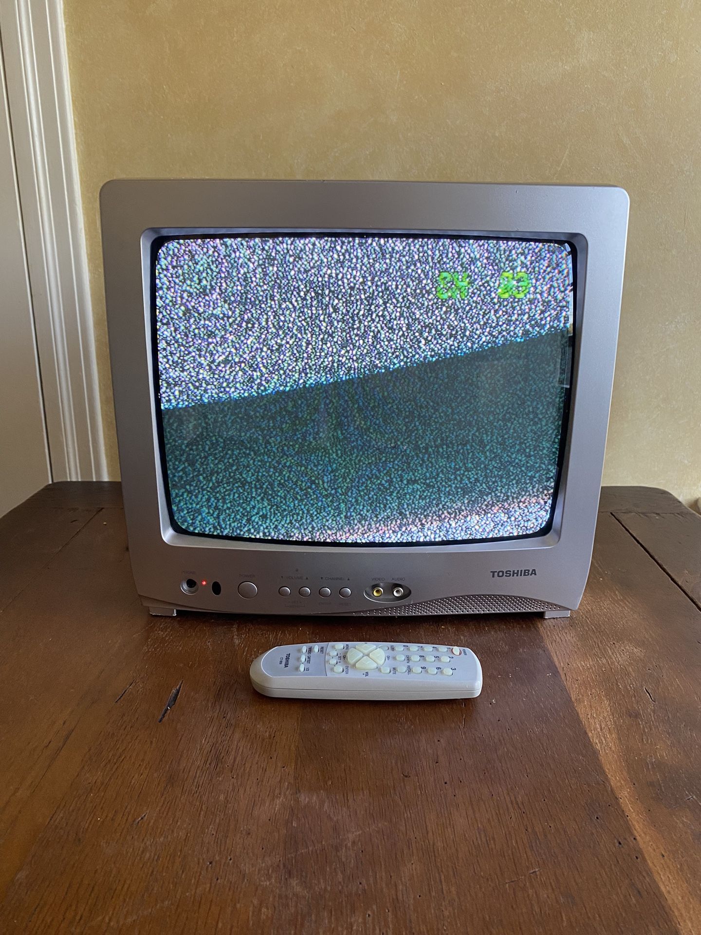 Toshiba 13 Inch Gaming TV 