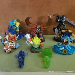 Skylander Figures