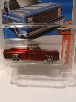 Hot Wheels '83 Silverado Custom Red Paint And Real Riders