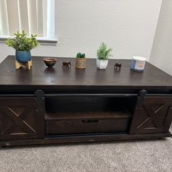 Beautiful Wooden Tv Stand/storage