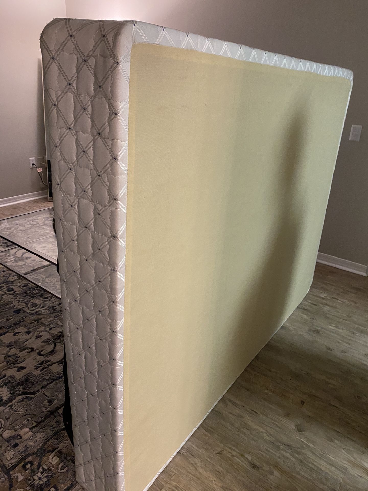 Queen Bed Box Spring for Sale in Sarasota, FL OfferUp