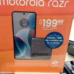 Get The New Motorola Razor 