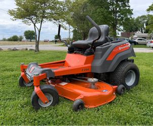 Zero turn riding mower