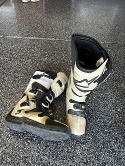 Dirt bike Boots