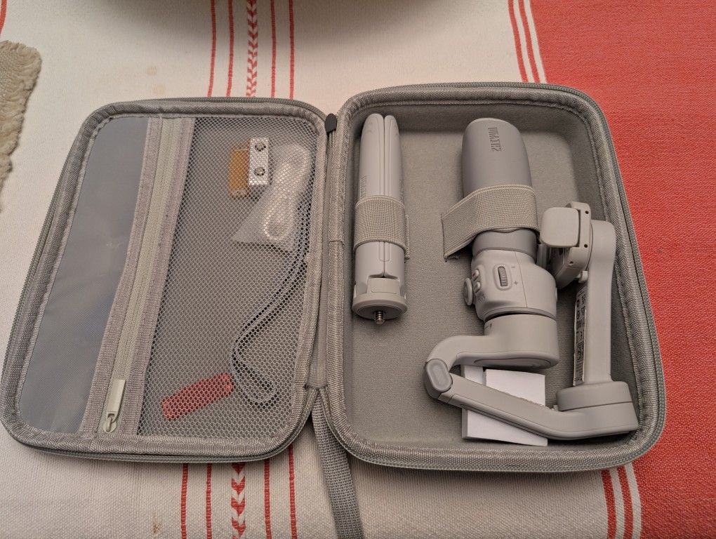 Zhiyun Smooth 4 Combo