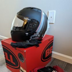 Size SM Bell Helmet & Size SM Gloves 