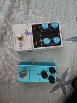 Guitar pedals