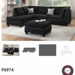 Sectional In Black Or Gray.  Very Nice Quality. 