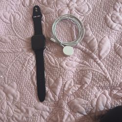 Apple Watch Series 8