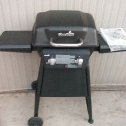 CHAR-BROIL BBQ KITCHEN  KNIVES AND BBQ TOOLS 