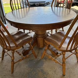 Solid Oak Dining Table And Chairs- Can Deliver!