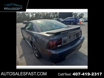 2004 Ford Mustang