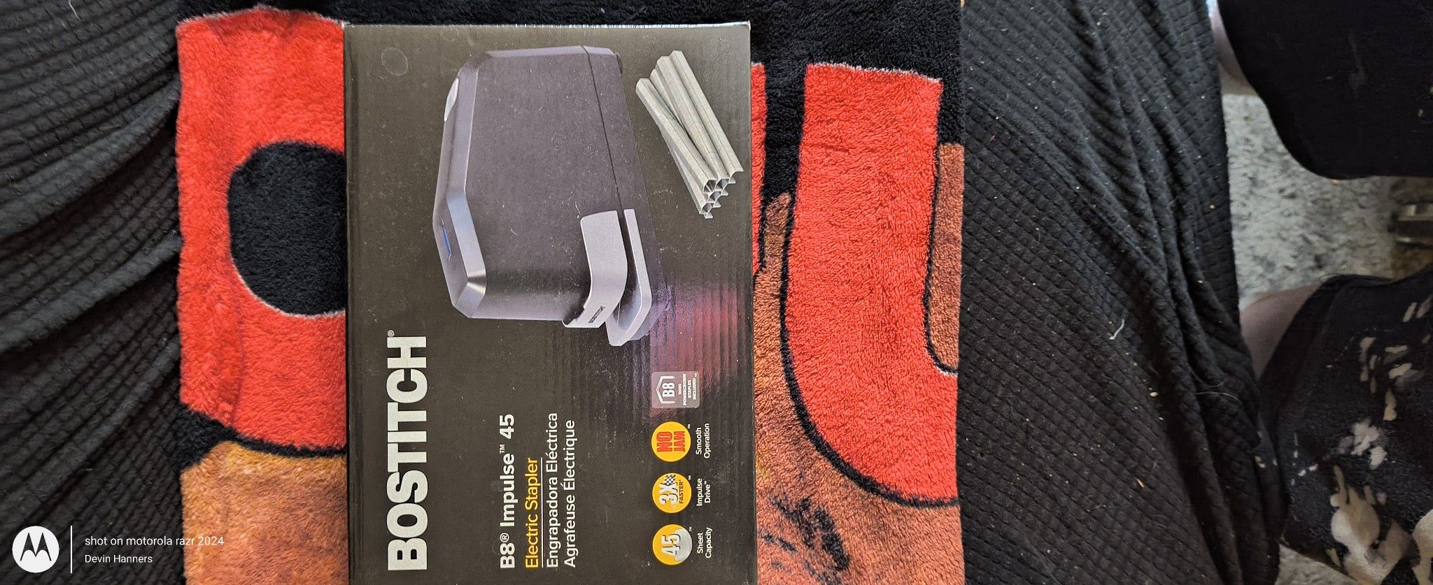 Bostitch B8 Impulse Electric Stapler And Staples