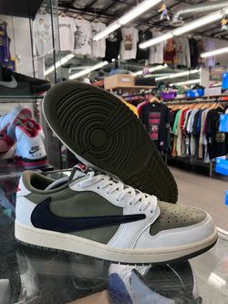 Air Jordan 1 Retro Low SP Travis Scott Medium Olive