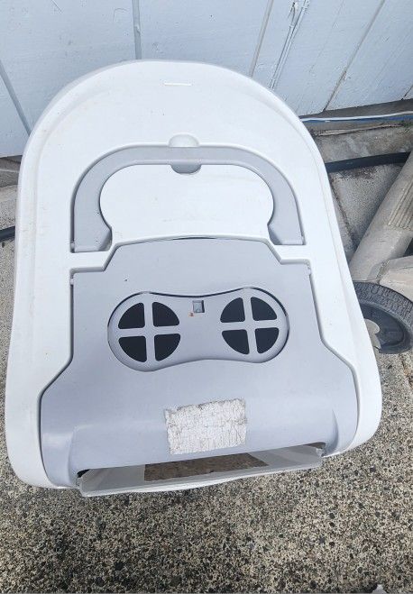 Cat box bathroom
