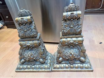 Vintage Ornate Gold Lion Head Corbels / Bookends - Pair