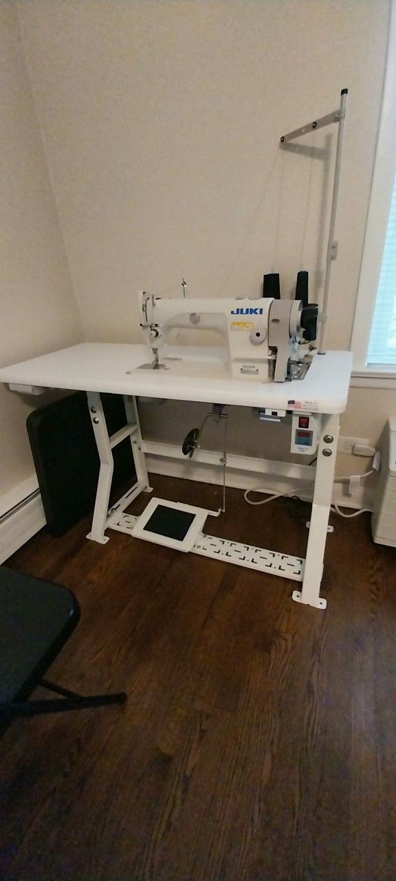 Industrial Sewing Machine 