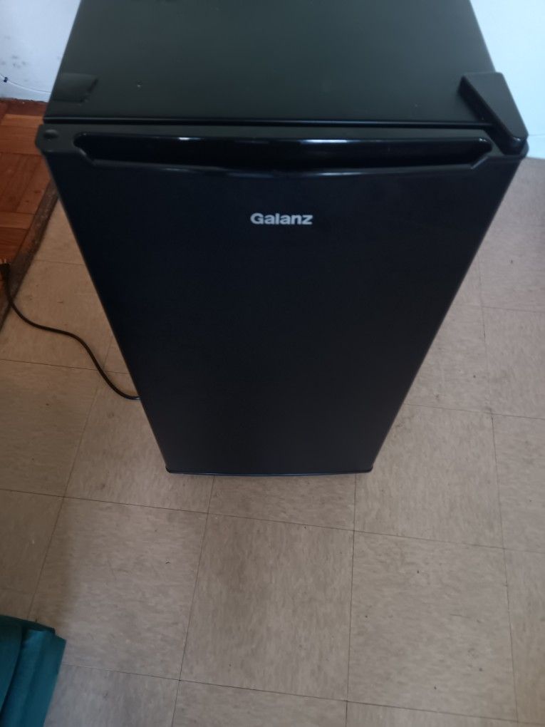 Galanz Refrigerator