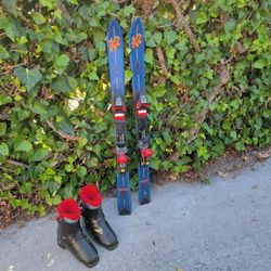 K2 Merlin 110 Cm Youth Skis With Salomon 300 Bindings & Nordica 252mm Size 3.5 Youth Ski Boots