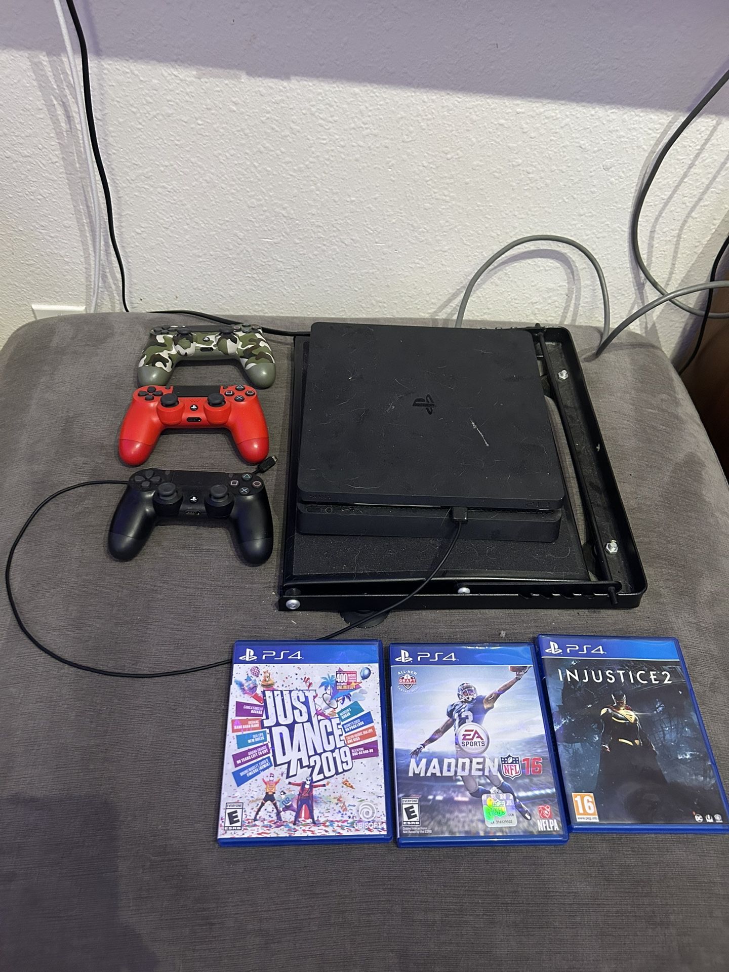 PS4